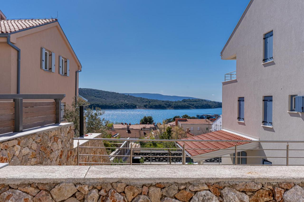 Sea Paradise Cres Exterior photo