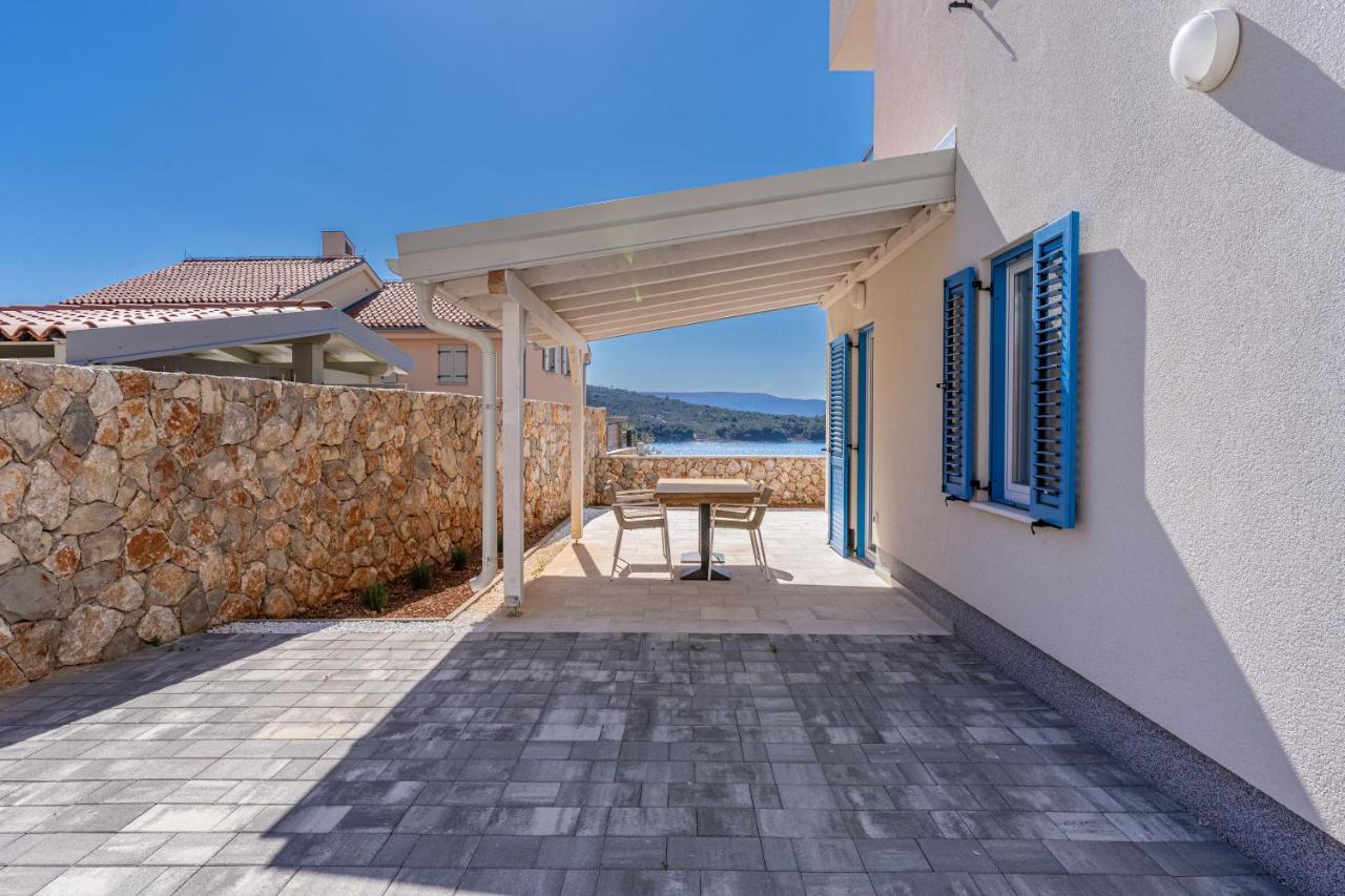 Sea Paradise Cres Exterior photo